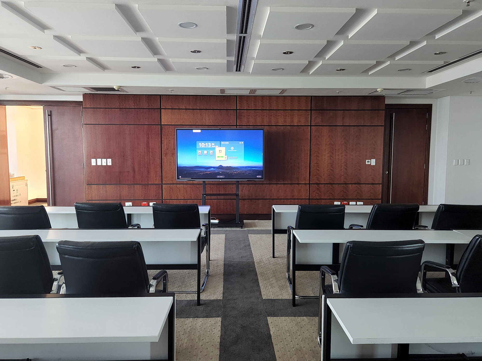 3 75 inch MAXHUB V6 Classic IFP Sinosteel Plaza Sandton AVT Lucinda Hattingh